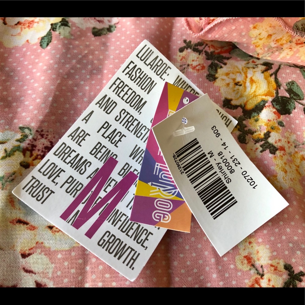 🔴 SOLD 🔴 Lularoe Shirley Floral Kimono - Picture 3 of 5